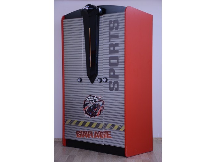 Трикрилен гардероб Мусвенус